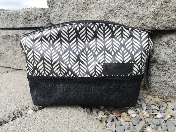Necessaire 