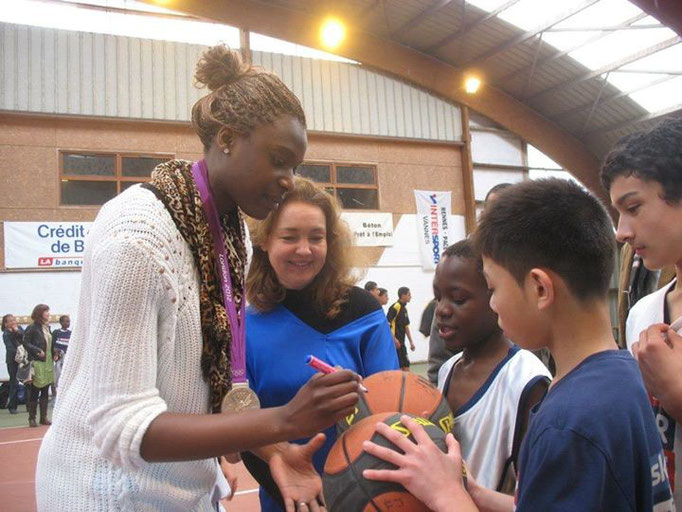 On peut même croiser des stars...ici Jennifer DIGBEU, médaillée d'argent olympique