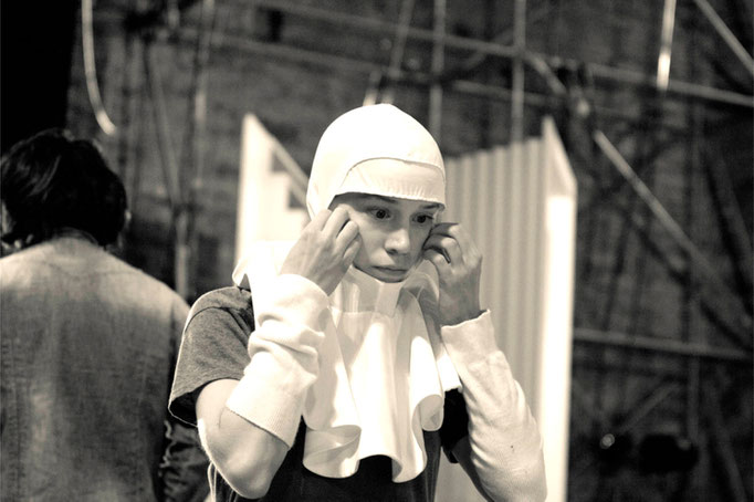 "Joanna Tentata" - choreography: Teet Kask - dancers: Mareike Franz, Lihito Kamiya_09