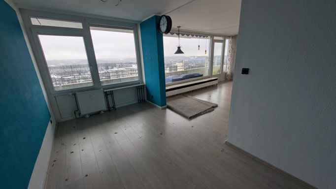 kleines Wohnzimmer Richtung großes Wohnzimmer