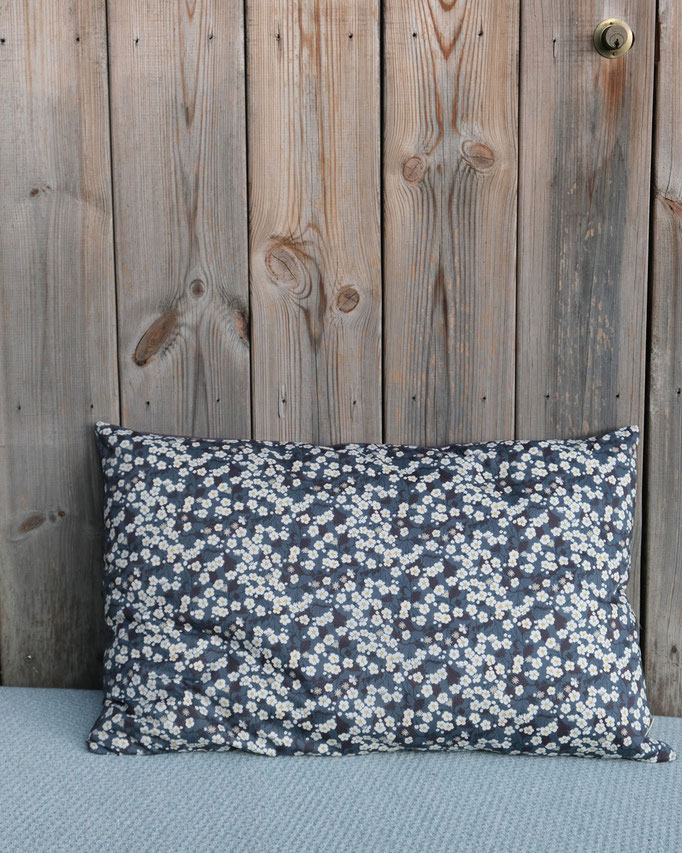 coussin imprimié fleurs