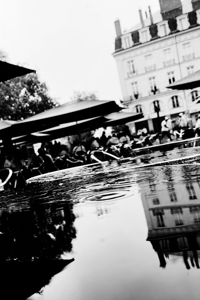 Nantes Place du Bouffay  -  Regenwetter...