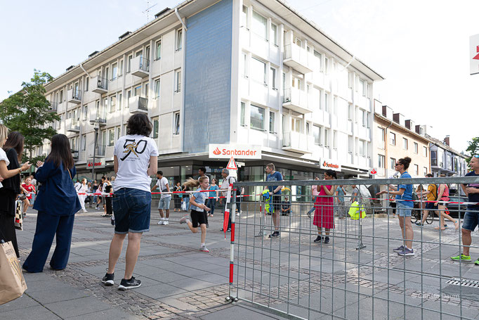 Darmstädter Lauf-Treff beim Darmstädter Merck Stadtlauf 2025, Foto: Christa Daum