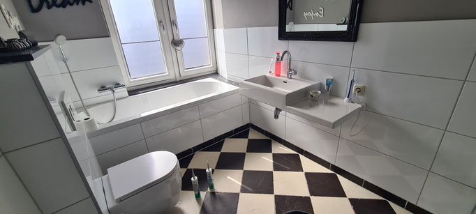 BTK Tegelzetters Venlo - kitwerk vervangen badkamer te Roermond