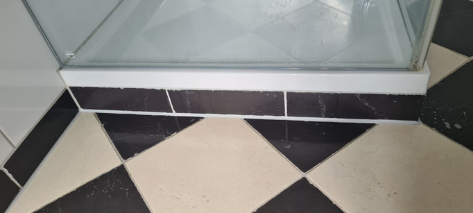 BTK Tegelzetters Venlo - kitwerk vervangen badkamer te Roermond