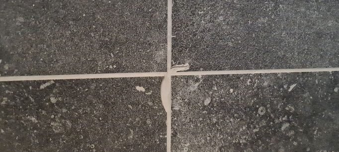 BTK Tegelzetters Venlo - kitwerk badkamer te Venlo