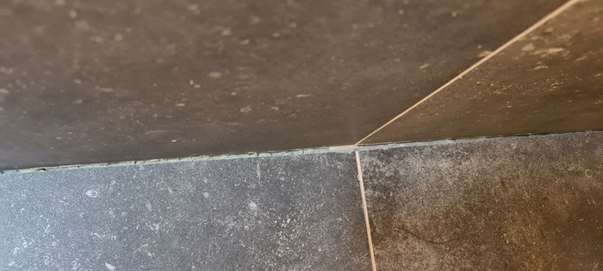 BTK Tegelzetters Venlo - kitwerk badkamer te Venlo