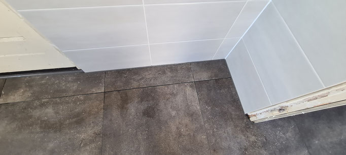 BTK Tegelzetters Venlo - nieuwe tegelvloer te Reuver
