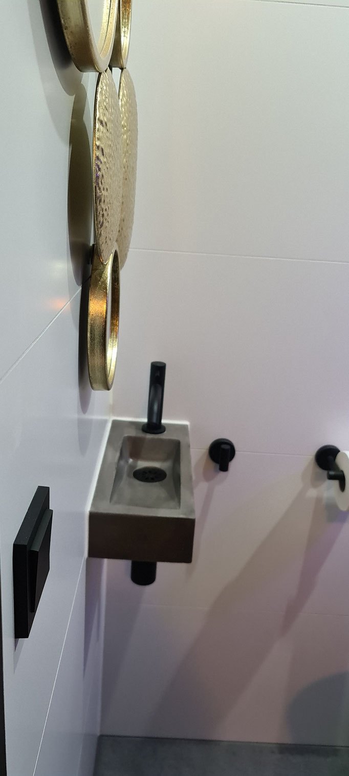 BTK Tegelzetters Venlo - renovatie toilet te Venlo - nieuwe situatie