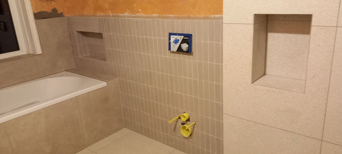 Tegelwerk - inbouwtoilet betegelen