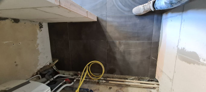 BTK Tegelzetters Venlo - tegelwerk inwassen  - badkamer te Simpelveld