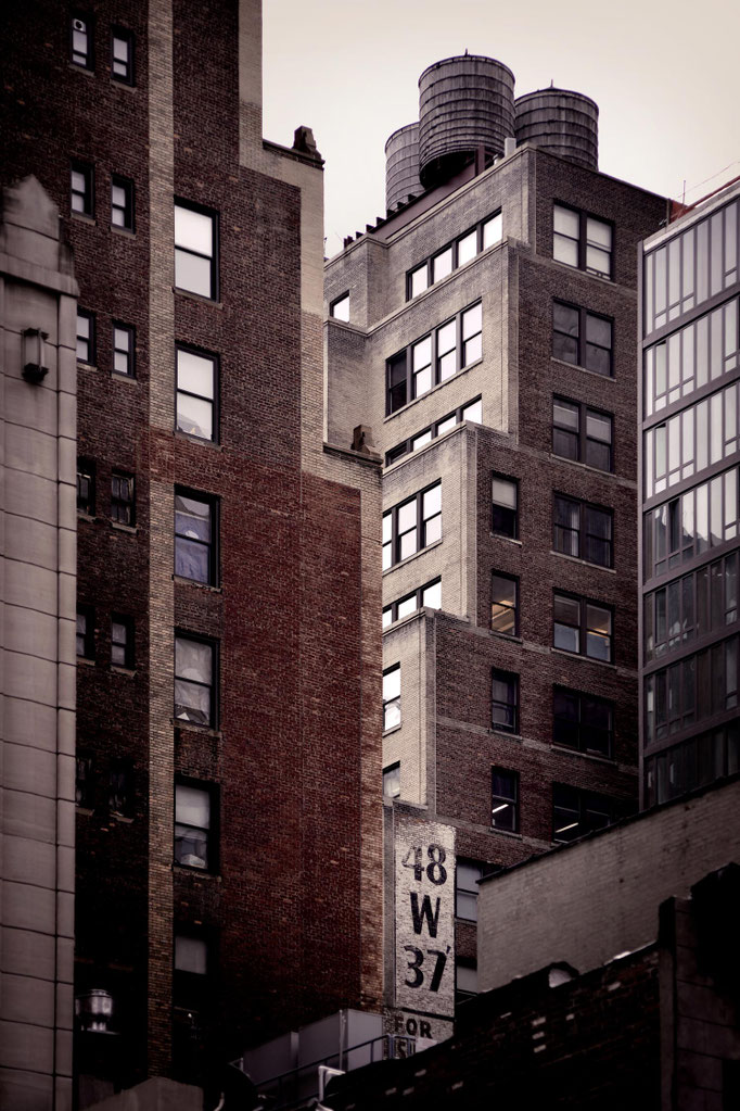 photographie d'art urbain ville new-york city immeuble building gratte ciel tours architecture deco design