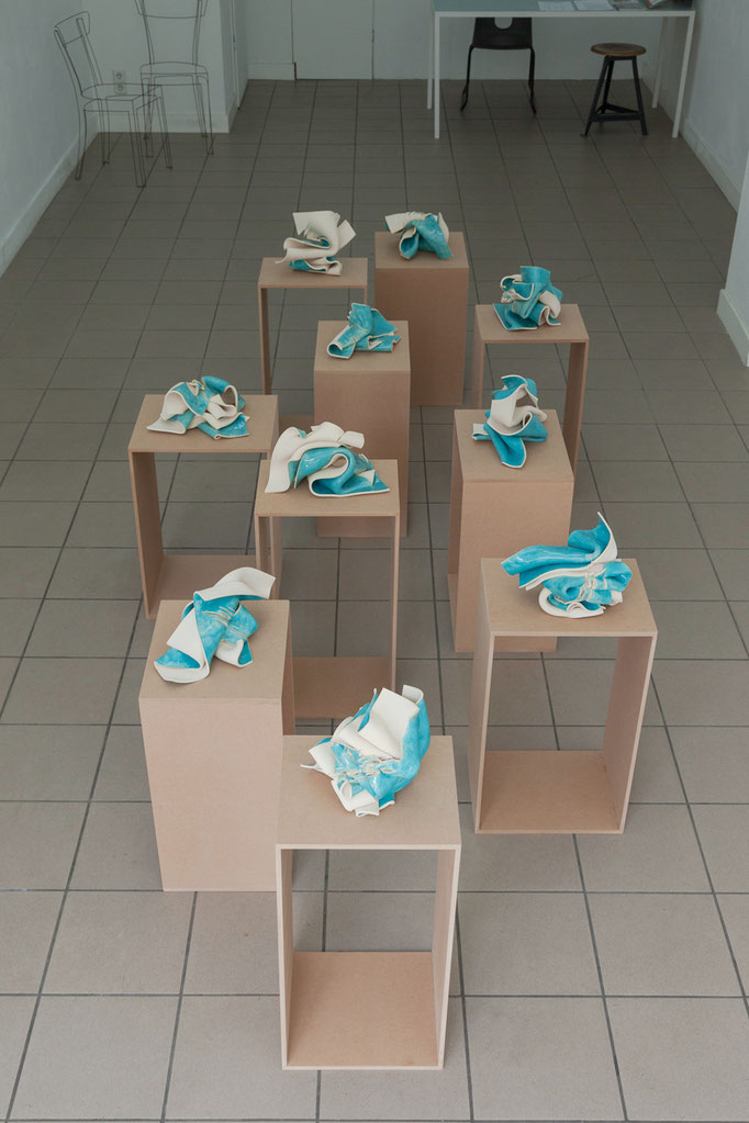 Gabriele Künne · survival Keramik glasiert mehrteilig, 2016