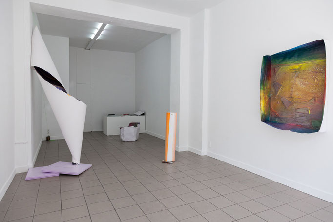 farbfluidum · Ausstellungsansicht
