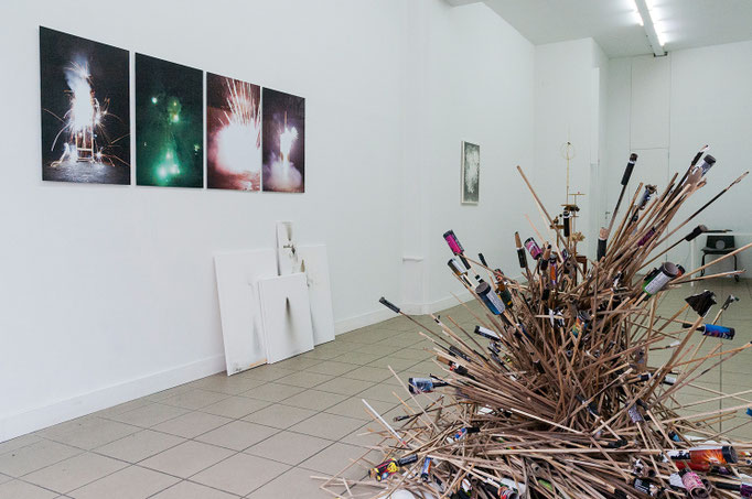 Thilo Droste · „Big Bangs (Feuer-Werke)“, 2015 | Josina von der Linden · „Der große Wurf“, 2016