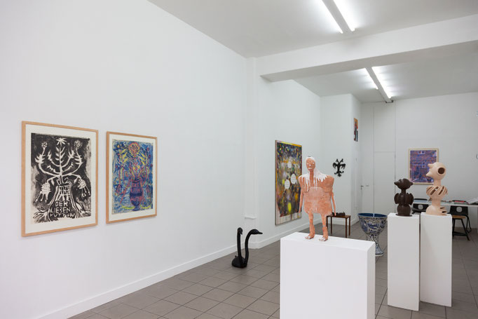 Ausstellungsansicht Der Lieben Mutter [‚f clksk Ωnst]