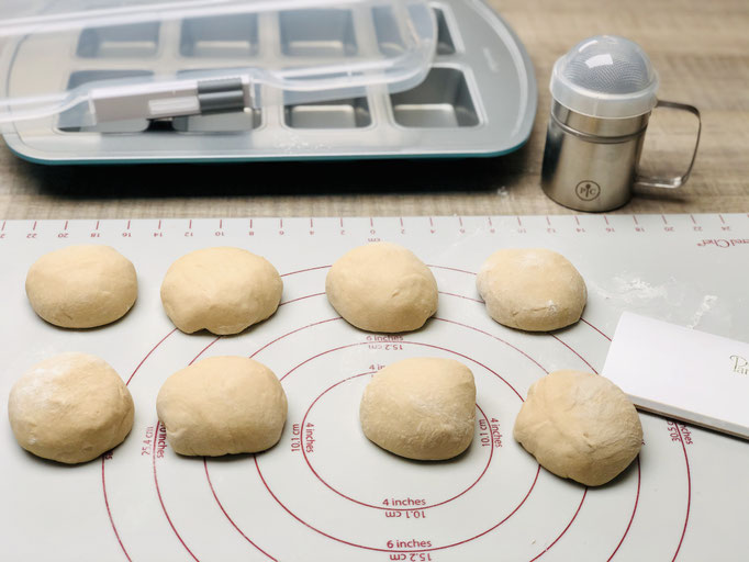 Hier siehst du wie die Brötchen aussehen müssen nachdem diese geschliffen sind...