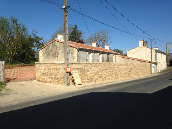 construction mur de clôture à Luçon