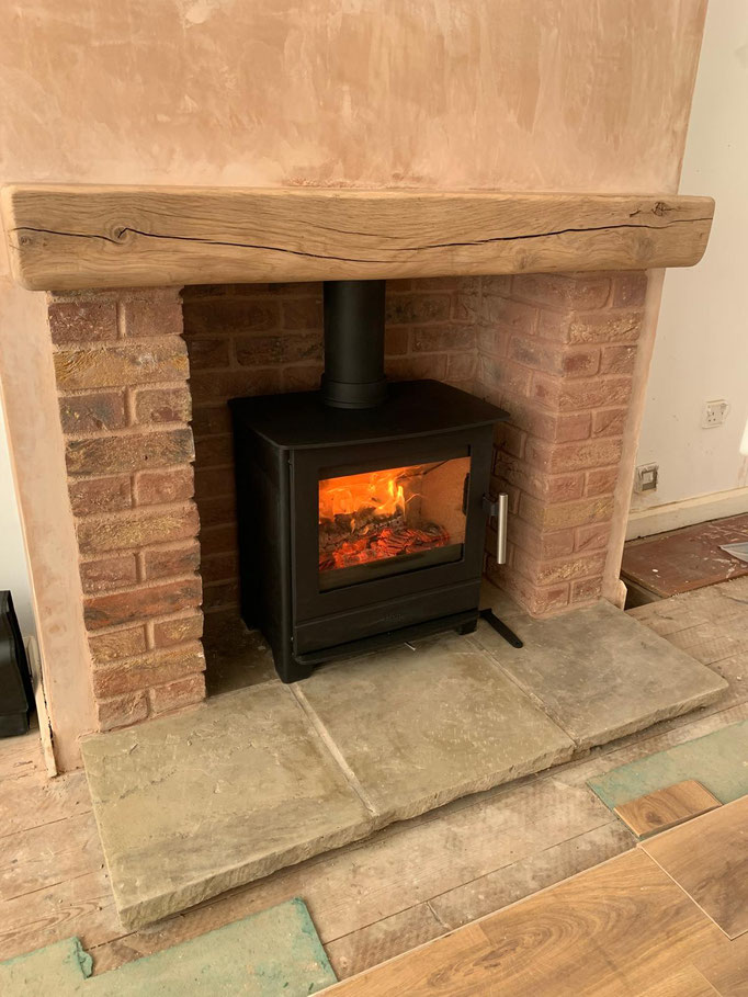 Middleton Blend Fireplace Chamber Set with Extended Returns on Side Panels