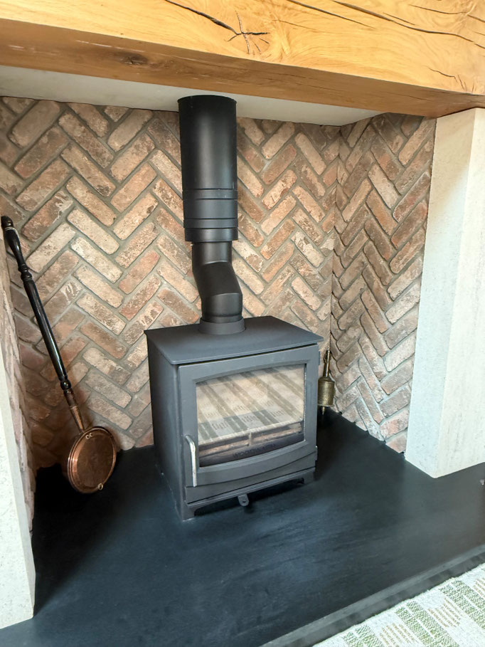 Fireplace Chamber Set in Retro Barn Stock in Herringbone pattern
