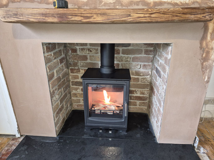 Fireplace Chamber Set in Old Farmhouse Blend