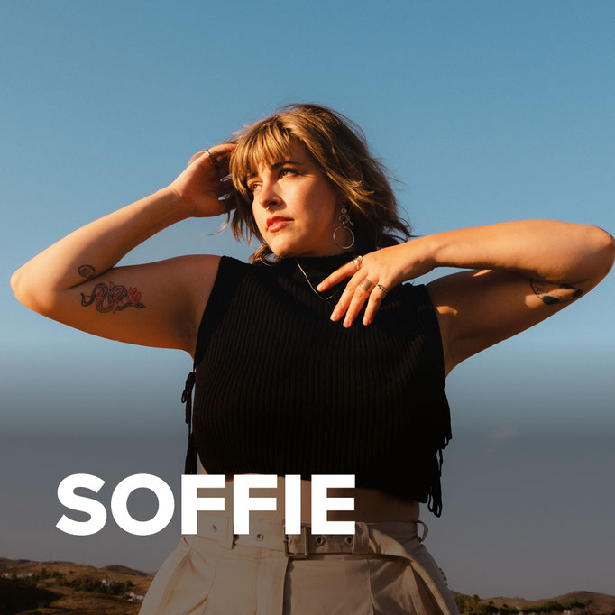 Soffie Sängerin auf dem Daheim Festival in Weingarten