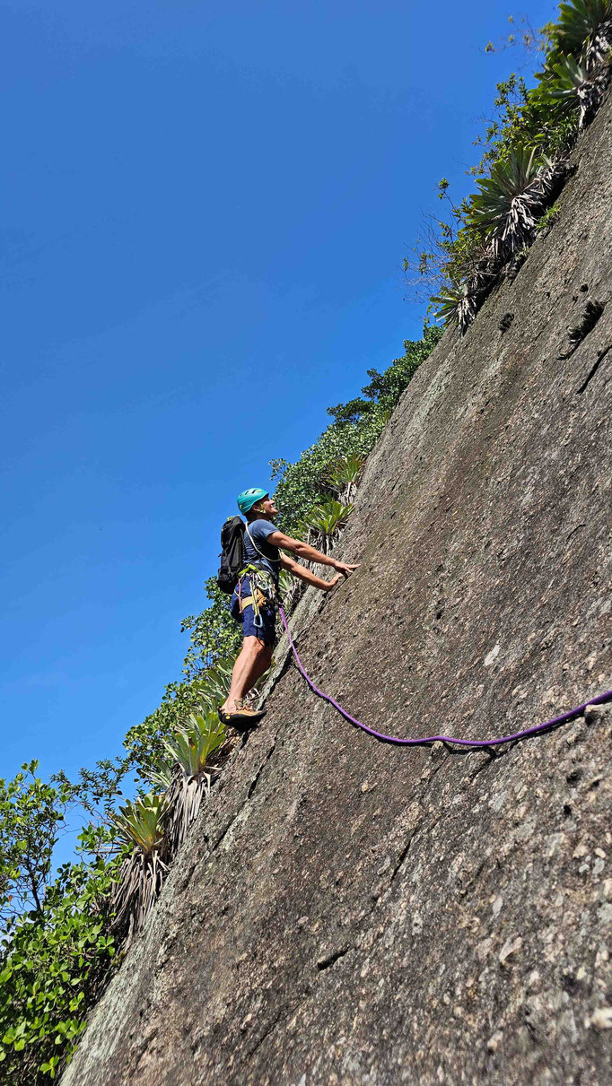 steile Platte in der Azul