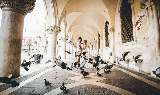 Elopement-Photo-Shoot-in-Venice