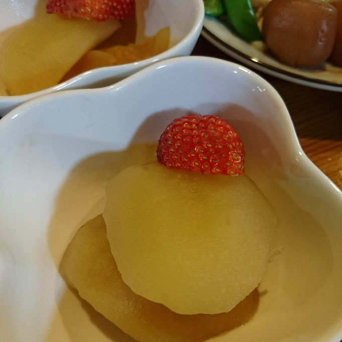 リンゴのコンポート（砂糖煮）