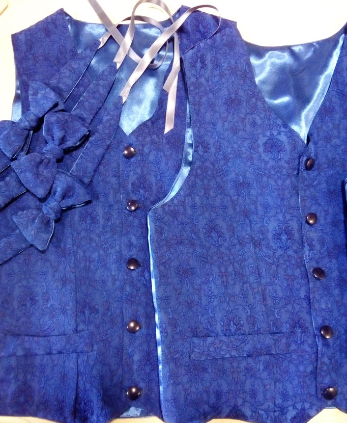 Création gilet et noeud papillon par Emma couture