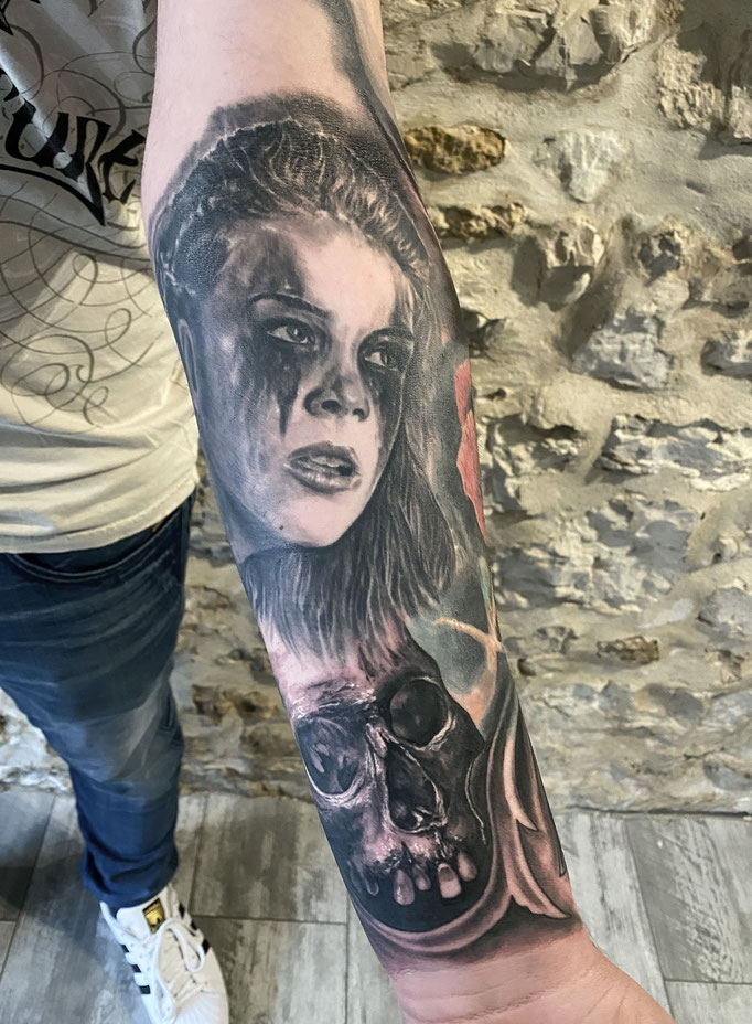 Keus, Frappe Chirurgicale Tattoo, Auxerre, tatouage tattoo 
