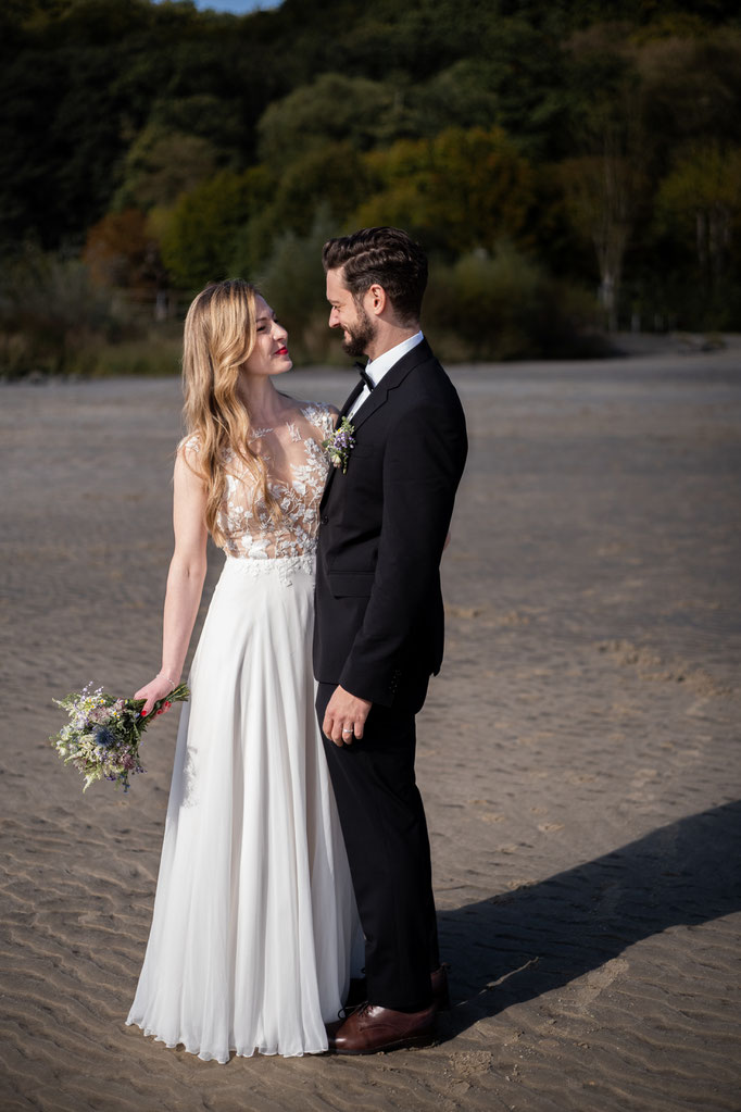 Hochzeitsfotograf in Hamburg - Strand Rissen Landungsbrücke