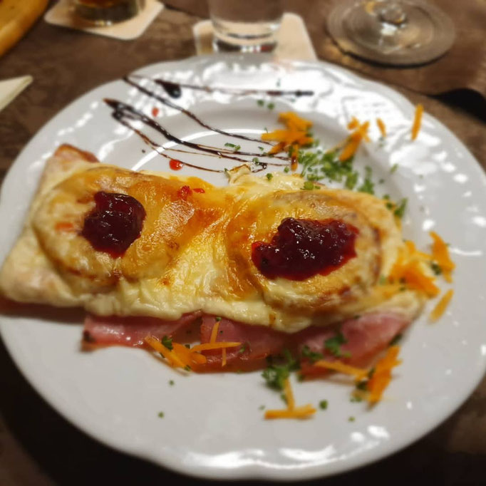 Toast Hawaii