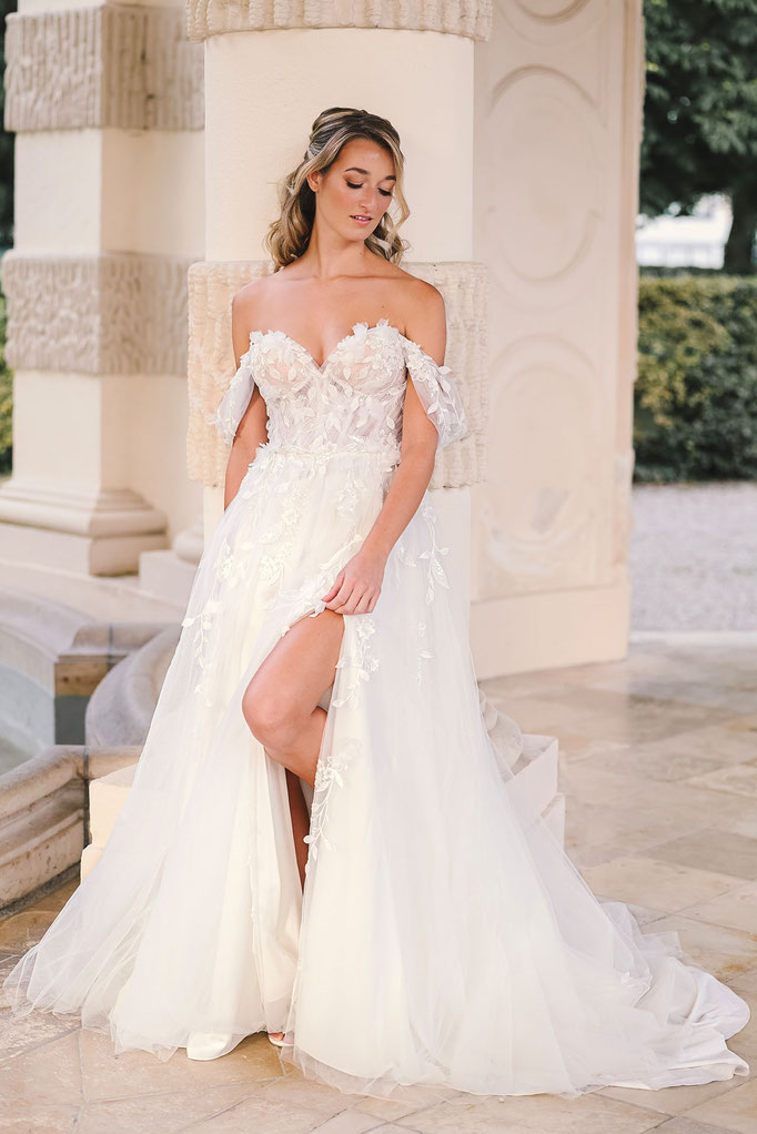 Bautkleid Cesario aus der Emmerling Amo & Luv Kollektion