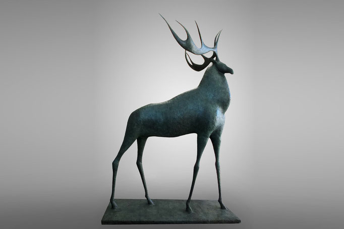 Pierre Yermia, sculpture en bronze, cerf. autres dimensions sur commande