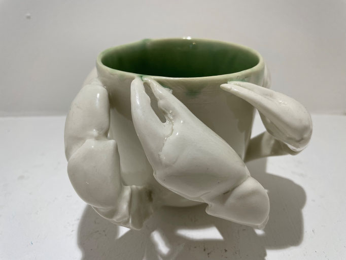 Emmanuelle Esmiol, bol/vase Méditerranée, pinces de crabe, porcelaine émaillée, Biot, Vallauris