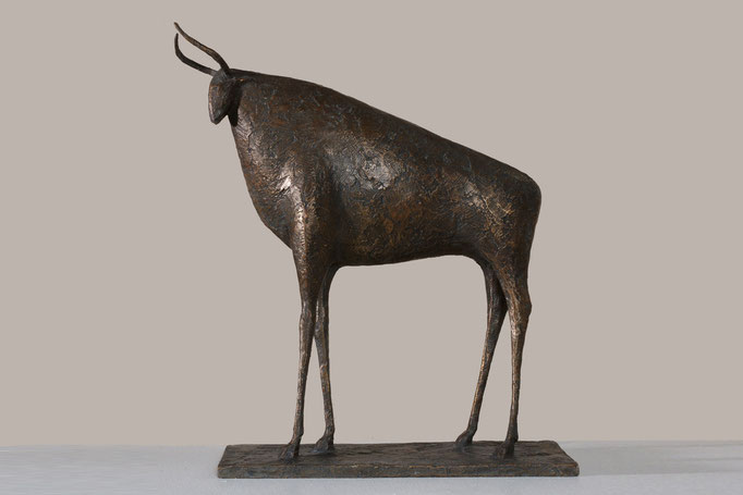 Pierre Yermia, sculpture en bronze, taureau, autres dimensions sur commande