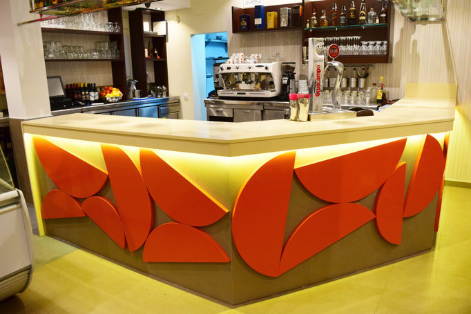 barras de bar  BARRA DE SILESTONE, CERÁMICA Y MADERA