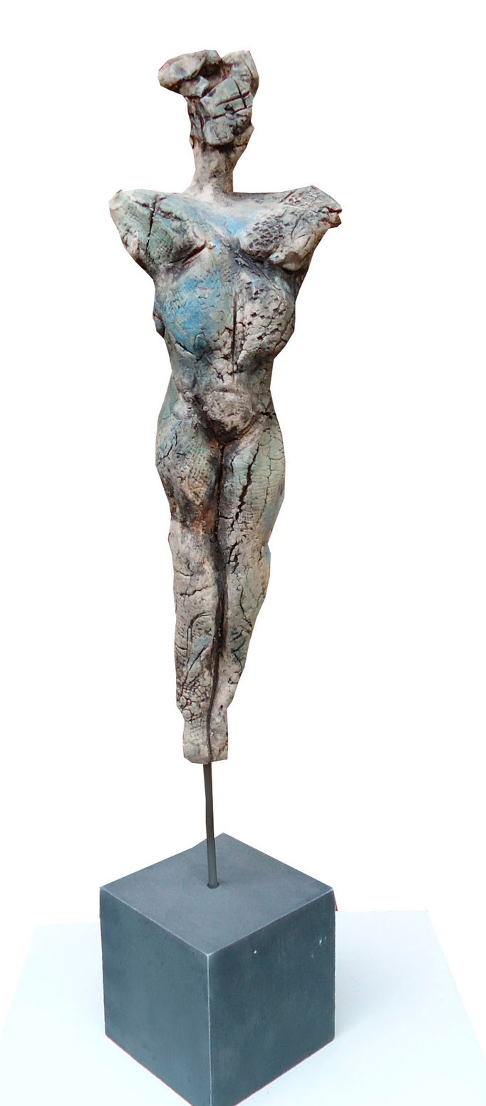o.T. Skulptur mit Engoben gebrannt (verkauft)