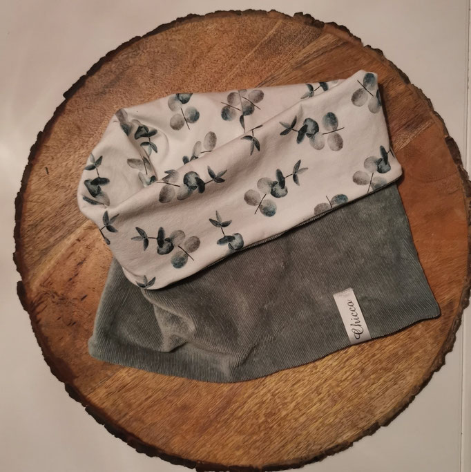Loopschal im flauschigem Rib Jersey Stoff in Farbe mint mit Eucalyptus Muster 