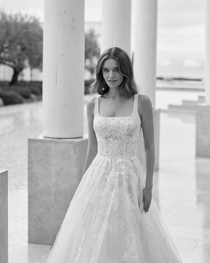 Günstiges Brautkleid Vicky von Rosa Clará