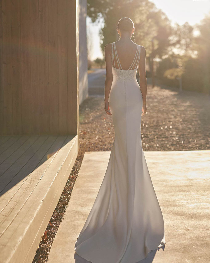 Günstiges Brautkleid Agora von Rosa Clará