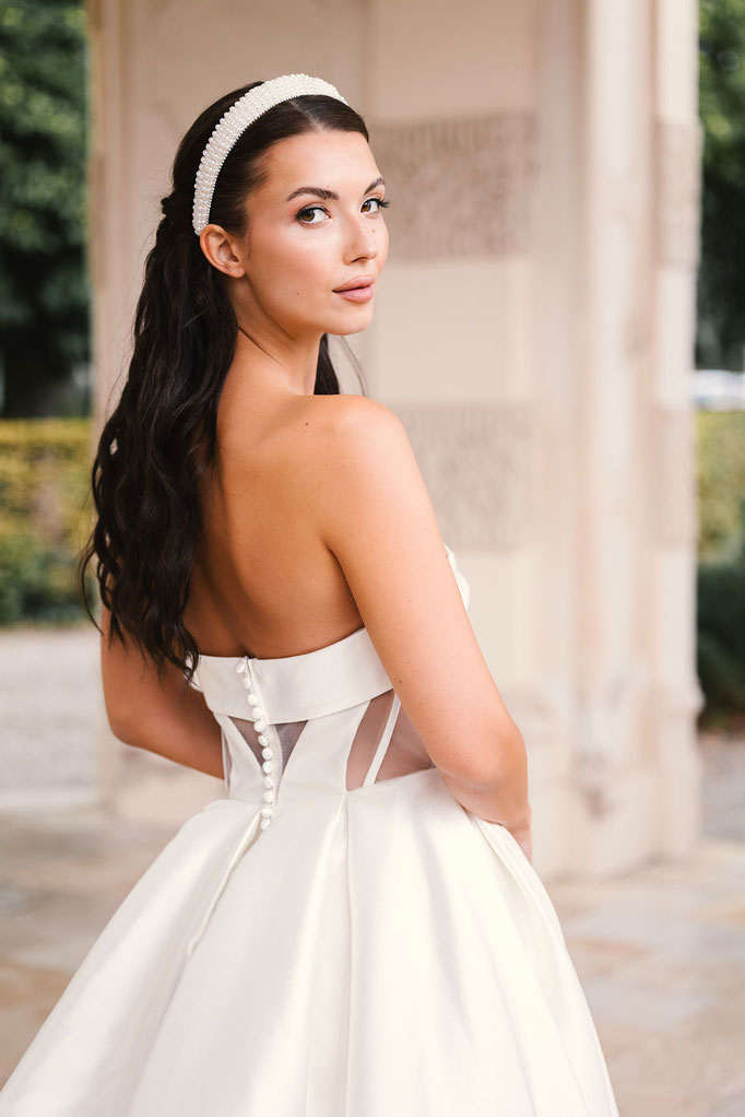 Brautkleid Chloe aus der Amo & Luv Emmerling Kollektion 2026