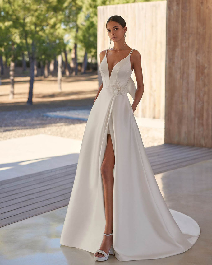 Günstiges Brautkleid Aries von Rosa Clará