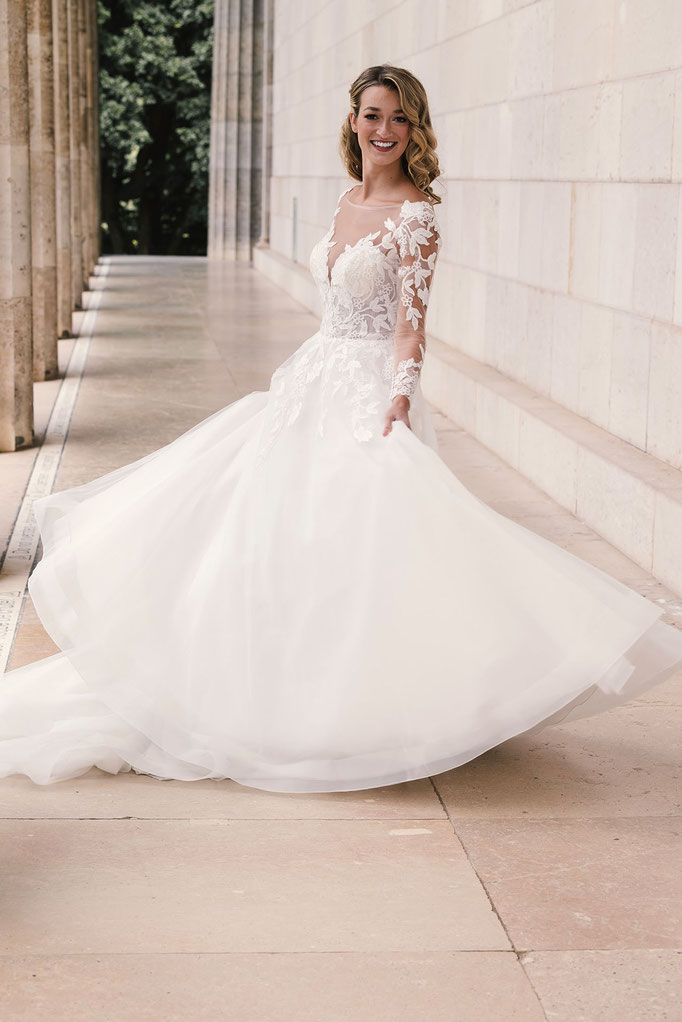 Brautkleid Carla aus der Amo & Luv Emmerling Kollektion 2026