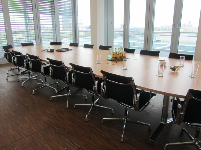 Hochkantlamellenparkett Köln Bürogebäude