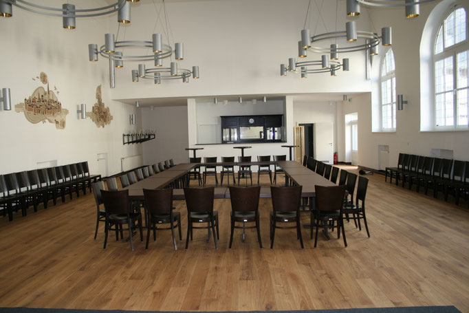 Ahrweiler Zunfthaus 400 qm Oakland Landhausdielen hartwachsgeölt 