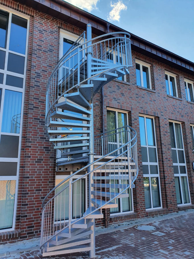 Spindeltreppe mit Zwischenpodest