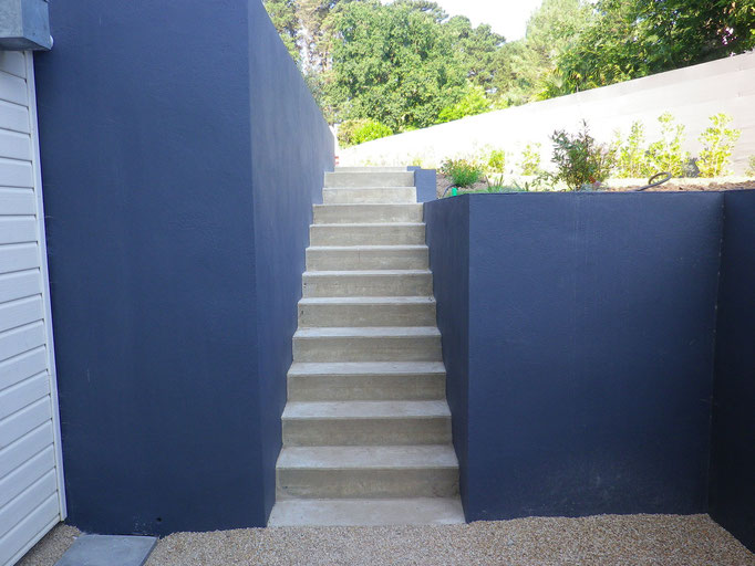 murs escalier et plantations
