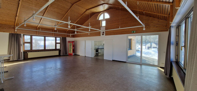 Großer Raum, 11,00 x 7,20 m